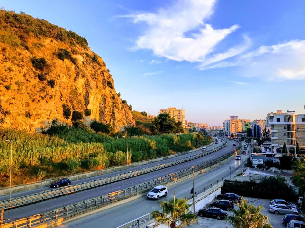 Apartment Ermest ,Kavaje Rock ดูร์เรส ภายนอก รูปภาพ